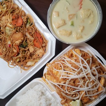 Thai Fresh - "drunken noodles"; pad thai, green curry - Thai Near Me - Charlottesville, Virginia Thai Fresh - "drunken noodles"; pad thai, green curry - Thai Near Me - Charlottesville, Virginia