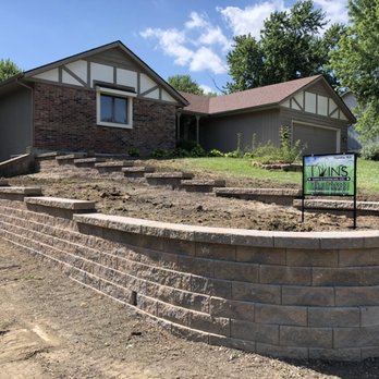 Twins Lawn and Landscape - Retaining wall - Landscape Architects or Designers Near Me Twins Lawn and Landscape - Retaining wall - Landscape Architects or Designers Near Me