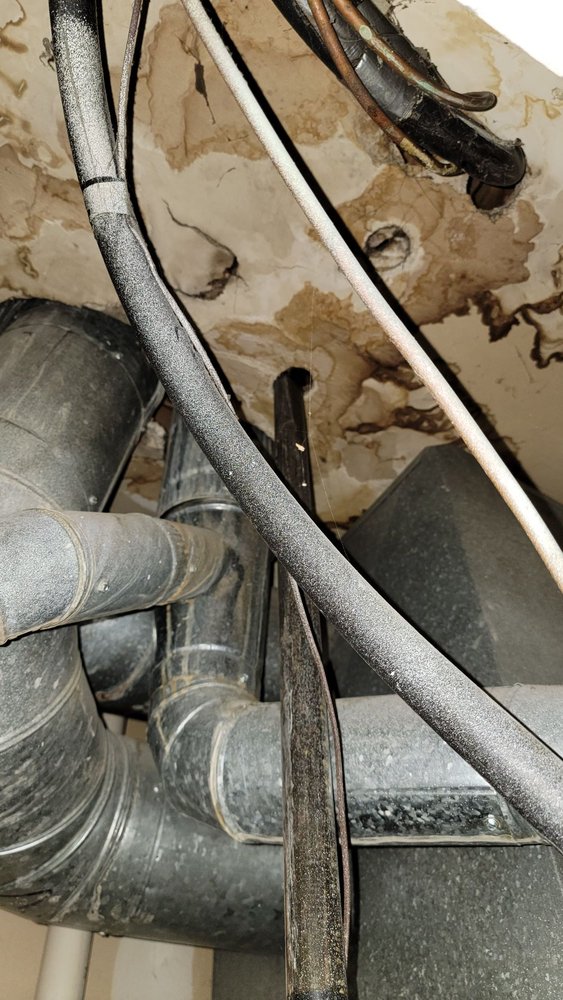 HAWKS POINTE 21 Photos & 10 Reviews 1421 W 7th St, Lawrence, Kansas