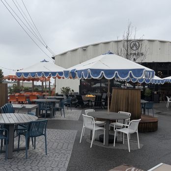APRÈS - Outdoors - Breweries Near Me - Portland, Maine APRÈS - Outdoors - Breweries Near Me - Portland, Maine