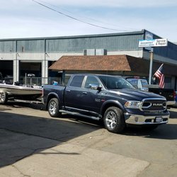 Kountry Boats and Bikes - Emergency hub repair on Sunday