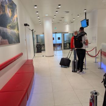 Austrian Business Lounge International - Airport Lounges Near Me - Schwechat, 3 Austrian Business Lounge International - Airport Lounges Near Me - Schwechat, 3