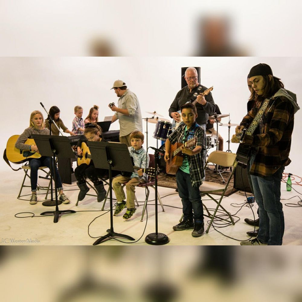 GUITAR LESSONS BY SILO 13 Photos 8801 Crippen St, Bakersfield, California Musical