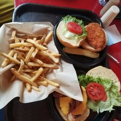 Hoot's Bar and Grill