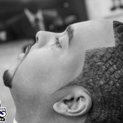 Details barber lounge - "Excellence is in the details"