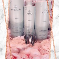 Beauty Zone - 80% Reduced Breakage
Shine
Frizz control
Lasts 4-6 weeks
Perfect for every color service or haircut! By far our favorite treatment!!