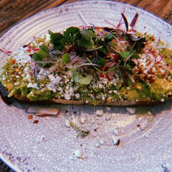 Blueys Kitchen - Avo toast - Cafes Near Me - Santa Monica, California