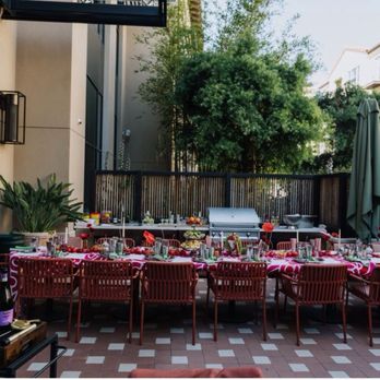 Canopy - Menlo Park - The patio - Shared Office Spaces Near Me - Menlo Park, California