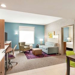 Home2 Suites by Hilton Harrisburg North - Guest room