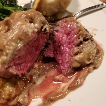Stubrik's Steakhouse - perfectly cooked medium rare sirloin - Steakhouses Near Me - Fullerton, California