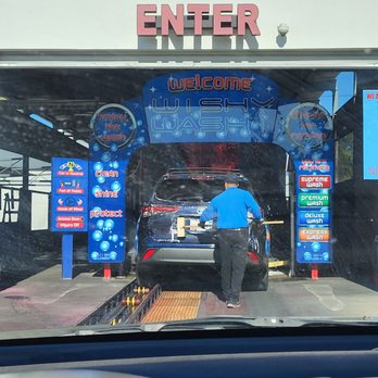 LUV Car Wash - The guys even wash the back of your car before you go through. - Car Wash Near Me - Reseda, California LUV Car Wash - The guys even wash the back of your car before you go through. - Car Wash Near Me - Reseda, California