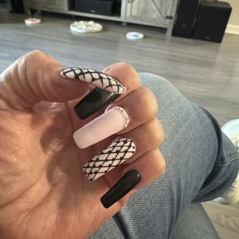 Miracle Nails - Gorgeous job on my nails Emily Thank you  Barb - Nail Salons Near Me - Myrtle Beach, South Carolina