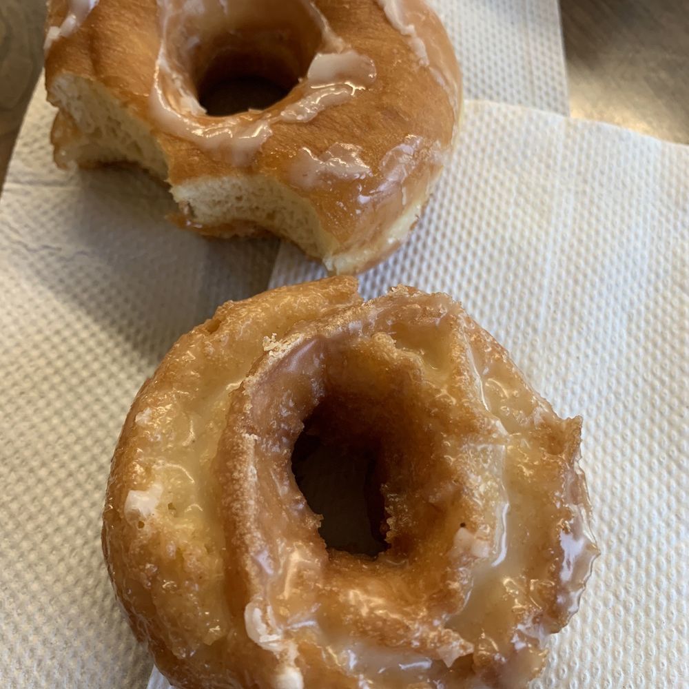 White House Donut Shop - Glazed and cake. - Donuts Near Me - Westfield, Indiana White House Donut Shop - Glazed and cake. - Donuts Near Me - Westfield, Indiana