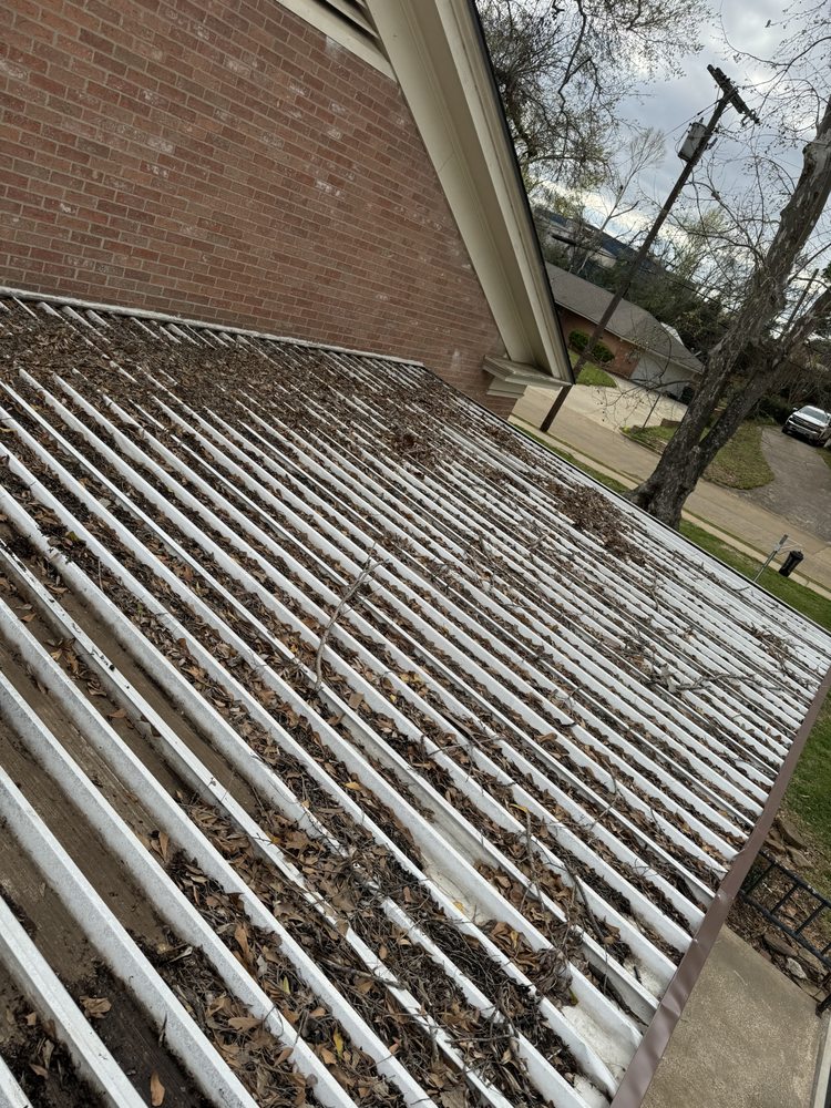 Slide of Skyline Roofing & Outdoor Living