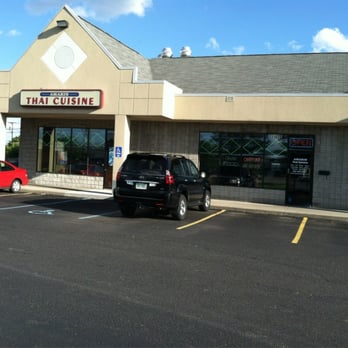 Amarin Thai Cuisine - Outside - Thai Near Me - Warren, Michigan