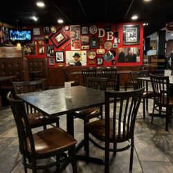 Danny Boy's- Broadview Heights - Dining area