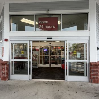 CVS Pharmacy - Front Entrance of a 24 HR CVS Pharmacy - Drugstores Near Me - West Islip, New York