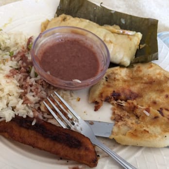 Abi's Restaurant - Combinacion Guanaca - Mexican Near Me - Minneapolis, Minnesota