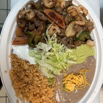 Alvaritos Tacos - Mexican Near Me - Belen, New Mexico