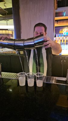 Overhang Bar by null