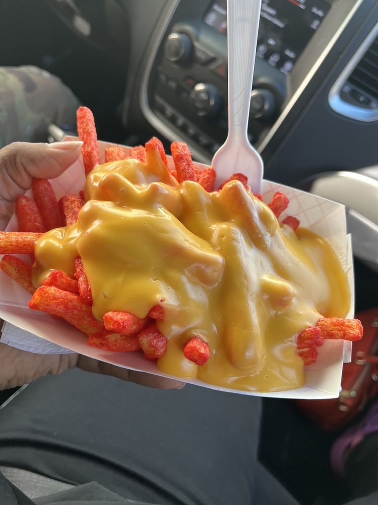 MR SNOW Updated September 2024 34 Photos & 37 Reviews 1301 Martin