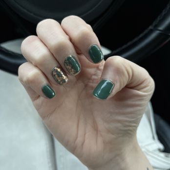 Iris Nails & Spa - Nail Salons Near Me - Germantown, Maryland