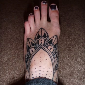Hidden Hand Tattoo - Foot tattoo by Ash - Tattoo Near Me - Seattle, Washington