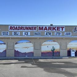 Roadrunner Market - Front of business.
