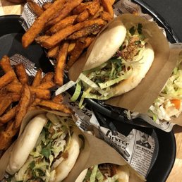 Fuck and chicken buns with sweet potato fries Fuck and chicken buns with sweet potato fries