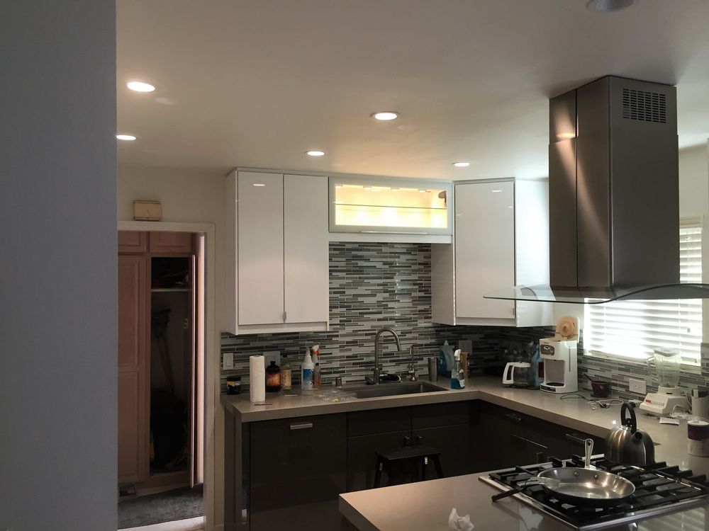 Slide of TRE Lighting & Electrical