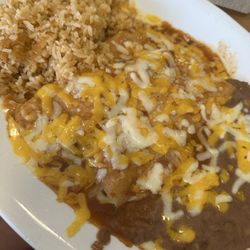 El Buen Gusto - Cheese enchiladas - delicious