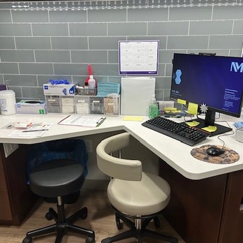 Northwestern Medicine Dermatology - Clean and tidy rooms - Dermatologists Near Me - Winfield, Illinois Northwestern Medicine Dermatology - Clean and tidy rooms - Dermatologists Near Me - Winfield, Illinois