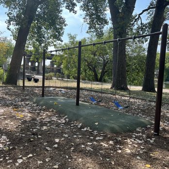 Island Park - Well-shaded swingset with infant and kid swings. - Parks Near Me - Geneva, Illinois Island Park - Well-shaded swingset with infant and kid swings. - Parks Near Me - Geneva, Illinois