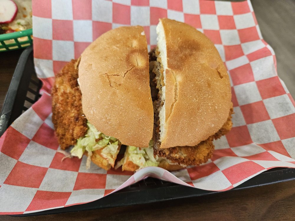 Los Amecas Restaurant and Taqueria