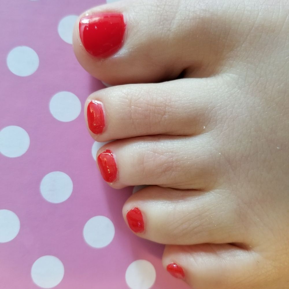 Great pedicure done yesterday. Great pedicure done yesterday.