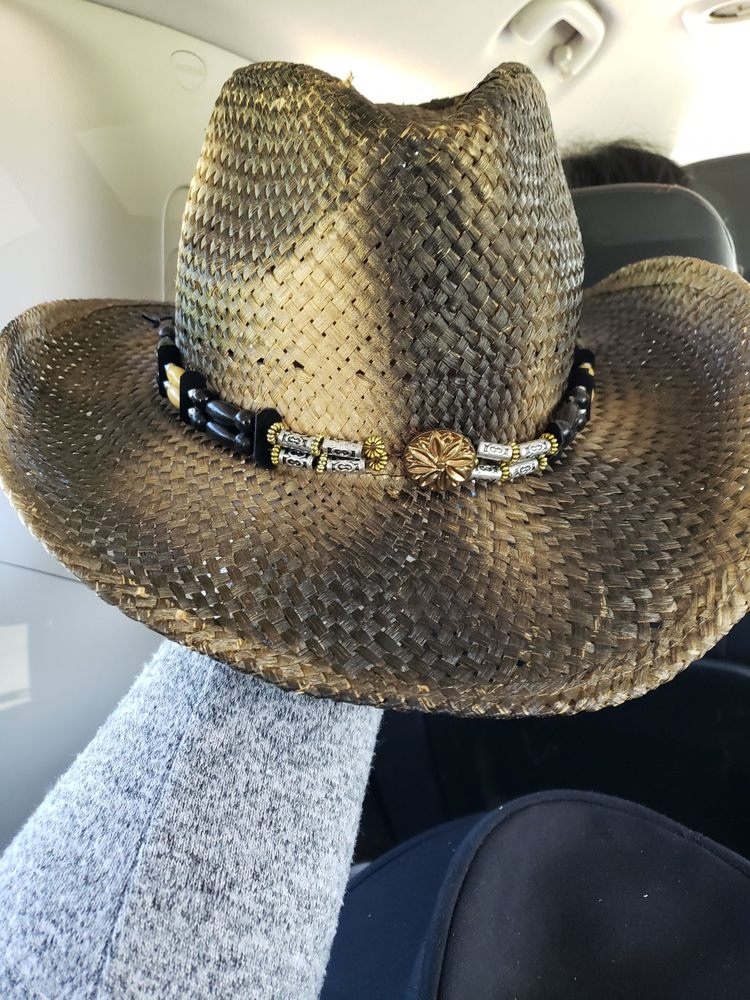 C & S WESTERN & TACK SHOP Updated June 2024 5822 Old Niles Ferry Pike, Greenback, Tennessee