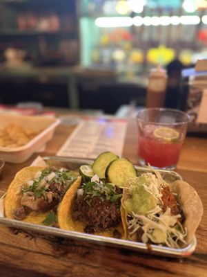 Taco Chelo by null