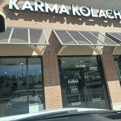 Karma Kolache & Dessert - Bad services and bad coffee!