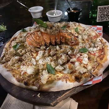 Roots - Lobster pizza - Pizza Near Me - Holbox, ROO Roots - Lobster pizza - Pizza Near Me - Holbox, ROO