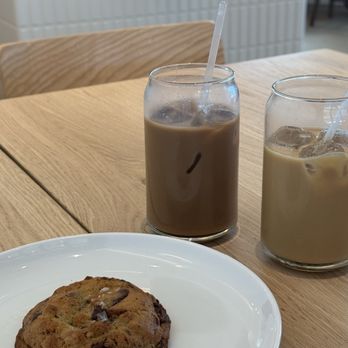 Otherside Cafe - Cookie and Mocha - Cafes Near Me - Fresno, California