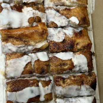 Jet's Pizza - Cinnamon dessert - Pizza Near Me - Brandon, Florida