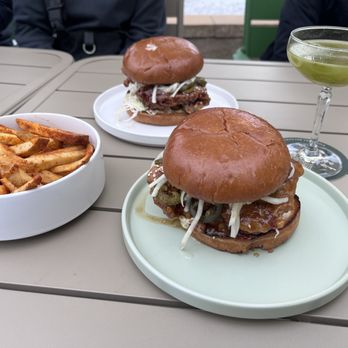 Minhwa Spirits - Chicken sandwich - Coffee & Tea Near Me - Doraville, Georgia