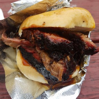 Rollin Smoke BBQ - Barbeque Near Me - Austin, Texas Rollin Smoke BBQ - Barbeque Near Me - Austin, Texas