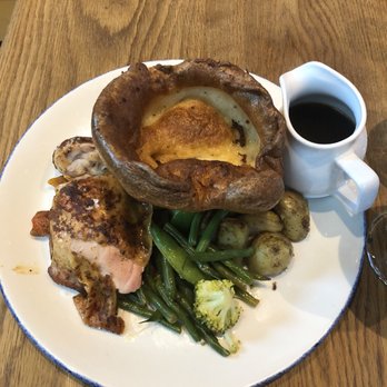 The Stoke House - Lemon and Herb Chicken - British Near Me - London, XGL The Stoke House - Lemon and Herb Chicken - British Near Me - London, XGL