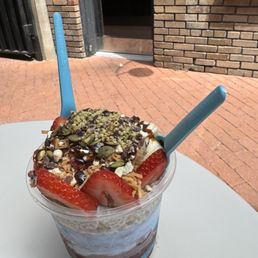 Açaí Bowl The Lazy Blue Açaí Bowl The Lazy Blue
