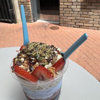Blue Bowl Superfoods - Açaí Bowl The Lazy Blue - Coffee & Tea Near Me - Orange, California Blue Bowl Superfoods - Açaí Bowl The Lazy Blue - Coffee & Tea Near Me - Orange, California
