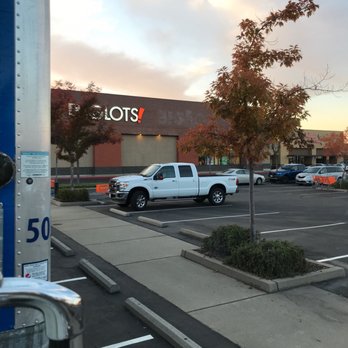 Big Lots - Out front, with tons of parking! - Department Stores Near Me - Folsom, California Big Lots - Out front, with tons of parking! - Department Stores Near Me - Folsom, California