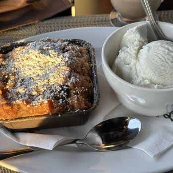 Biscottis - Croissant Bread Pudding with ice cream - American Near Me - Jacksonville, Florida