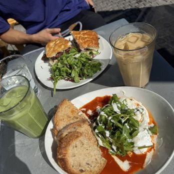 Cafe Réveille - Coffee & Tea Near Me - Berkeley, California