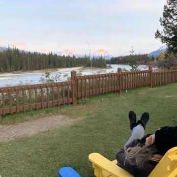 Beckers Chalets - Hotels Near Me - Jasper, Alberta Beckers Chalets - Hotels Near Me - Jasper, Alberta